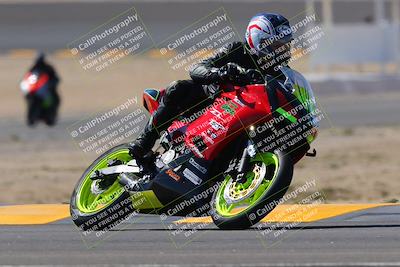 media/Oct-08-2022-SoCal Trackdays (Sat) [[1fc3beec89]]/Turn 14 (1050am)/